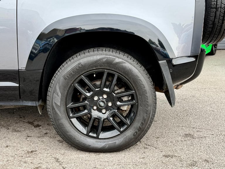 2021 Land Rover Defender 90 3.0 **Urban Styling - 3 Seater - 360 Cam* 