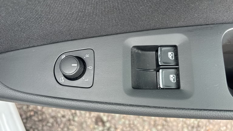 2017 SEAT Leon 1.4 TSI 125 FR Technology 3dr HATCHBACK PETROL Manual