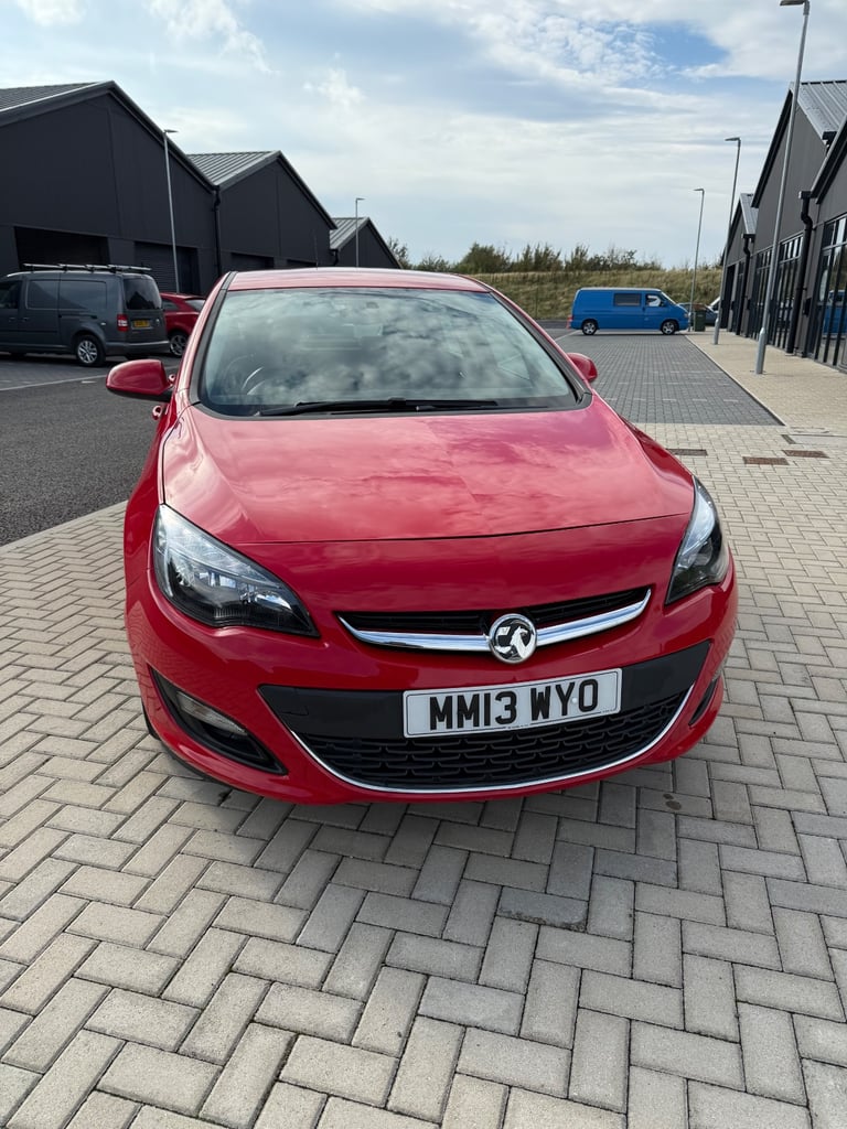 Vauxhall, ASTRA, Hatchback, 2013, Manual, 1398 (cc), 5 doors