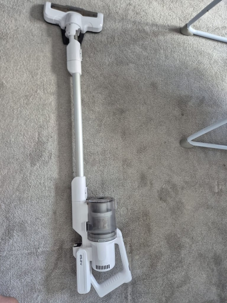 Bush cordless hoover 