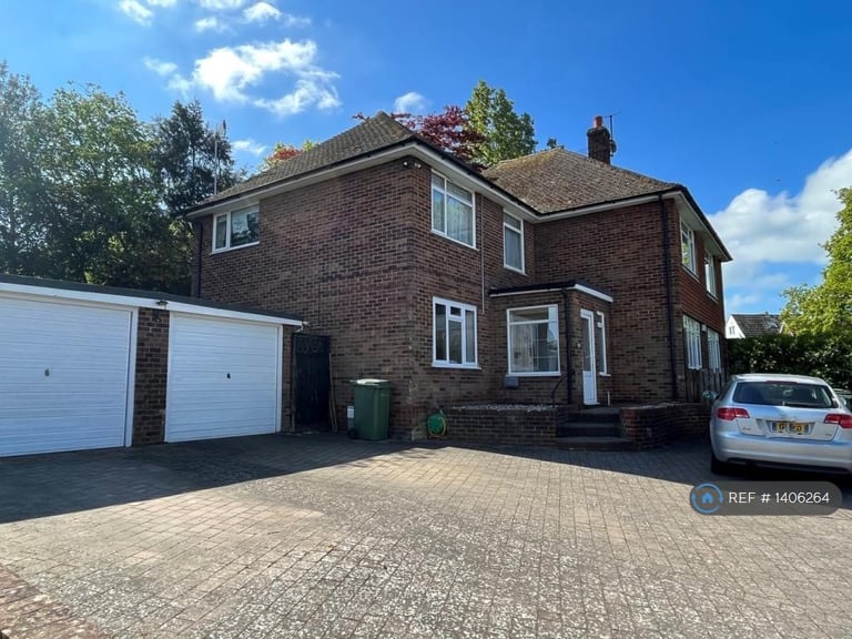 image for 3 bedroom flat in Birkdale, Bexhill-On-Sea, TN39 (3 bed) (#1406264)