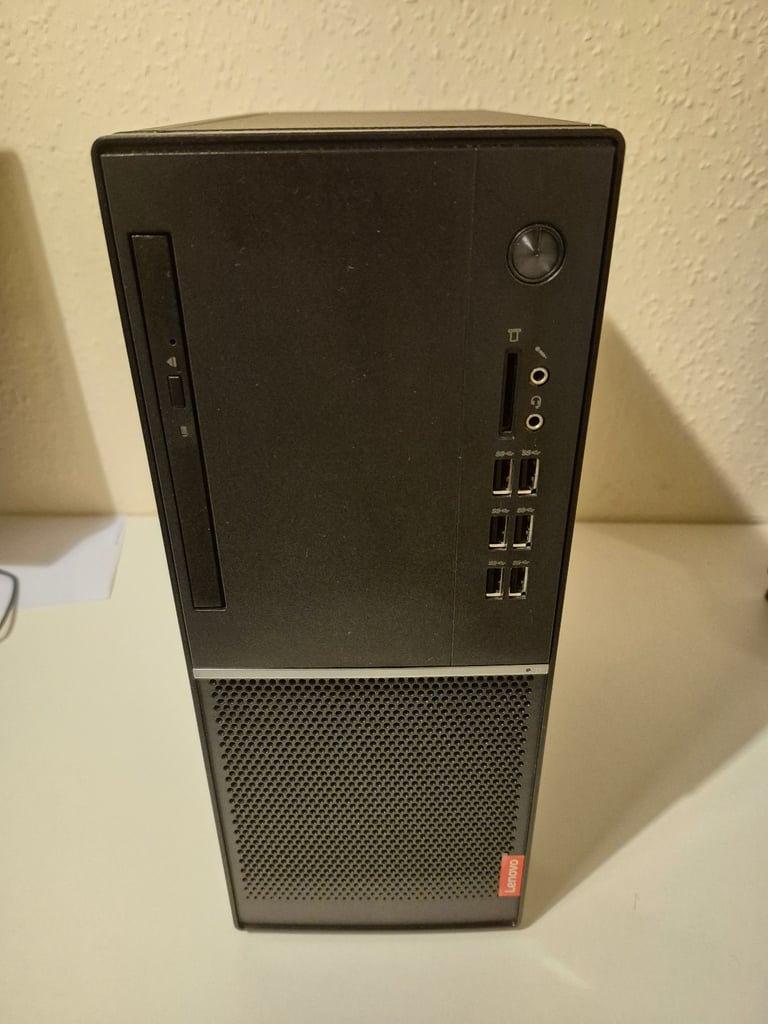 Lenovo small tower Desktop PC Win 11