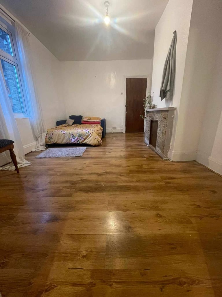 image for THE BEST STUDIO FLAT FOR RENT IN THE HEART OF WALTHAMSTOW ON IVY ROAD E17 8HX! CALL NOW TO VIEW