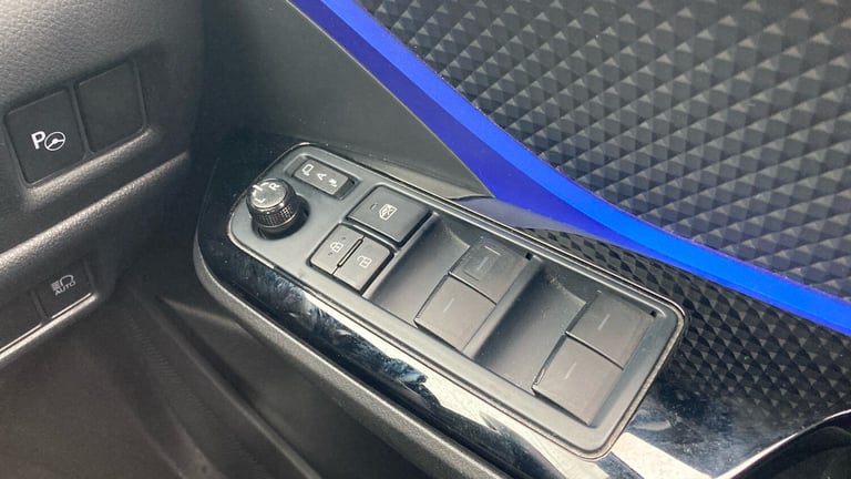 2021 Toyota C-HR 1.8 Hybrid Dynamic 5dr CVT Hybrid Hatchback Hatchback Hybrid Automatic