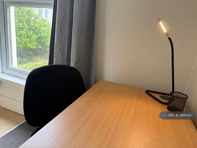 1 bedroom in Waverley Road, Redland, BS6 (#2665567)