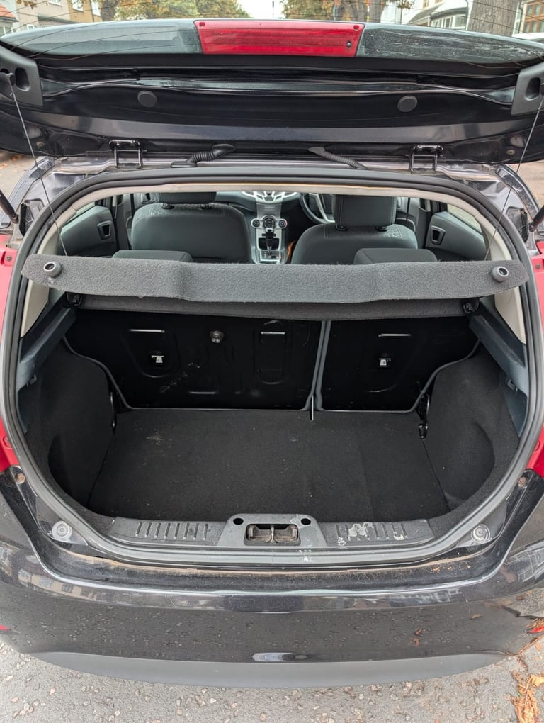 Ford, FIESTA, Hatchback, 2011, Other, 1388 (cc), 5 doors, Low Insurance £20!!! - New Battery !!