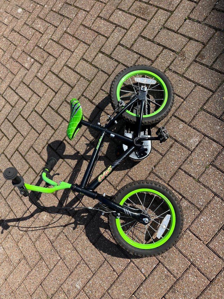 My boys bike when he was 5 years old. Used for 6 months - had several falls!