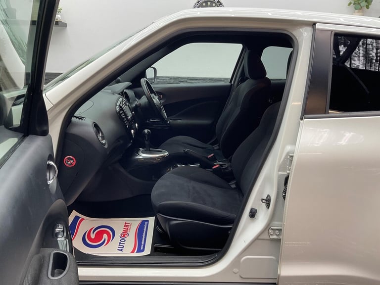 2014 Nissan Juke 1.6 Acenta Premium XTRON Euro 5 5dr HATCHBACK Petrol Automatic