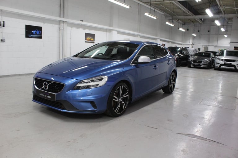 2016 Volvo V40 1.5 T2 R-Design Pro Auto Euro 6 (s/s) 5dr HATCHBACK Petrol Automatic