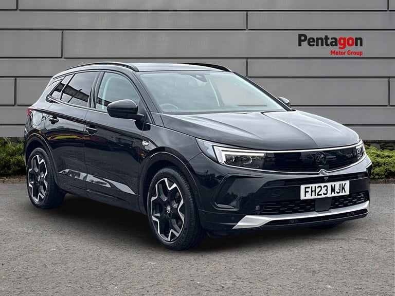 image for  Vauxhall Grandland 1.2 Turbo Ultimate Suv 5dr Petrol Manual Euro 6 s/s 130 Ps