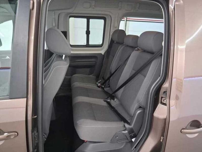 2015 Volkswagen Caddy 1.6 TDI CR 5 Seats 5dr WAV MPV Diesel Manual