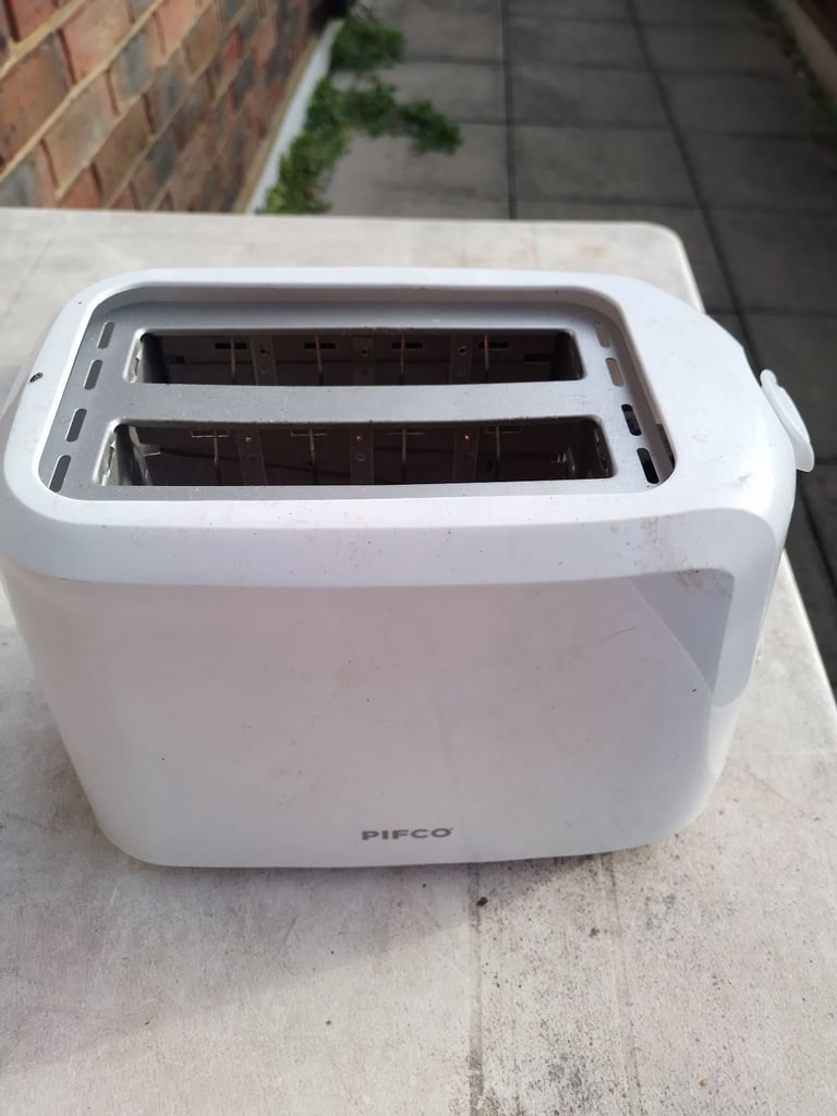 any toaster £10 each