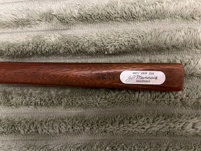 image for Beautiful Vintage 'JP Mannock Anti Grip' Billiards/Snooker Cue & Case