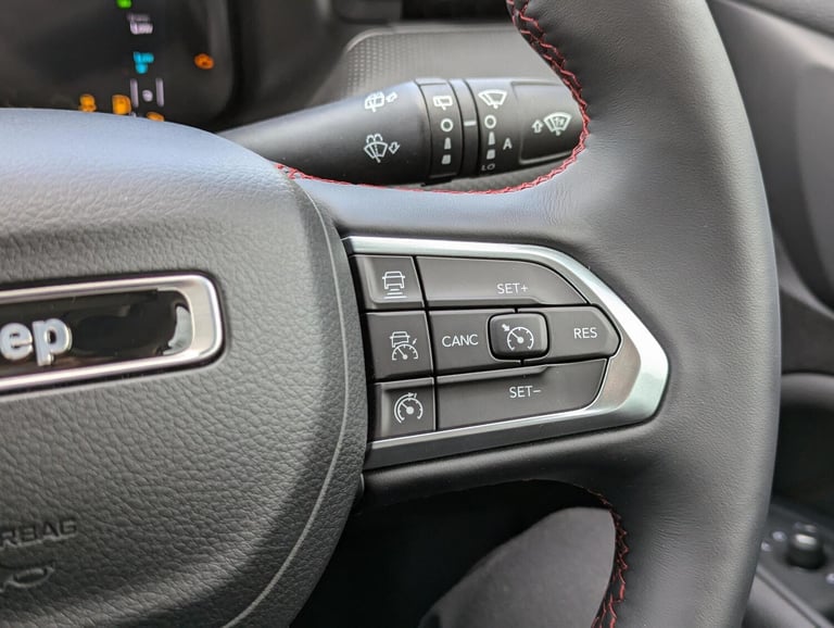 2025 Jeep Compass 1.3 GSE T4 11.4kWh Trailhawk SUV 5dr Petrol Plug-in Hybrid Auto 4xe Euro 6 ESTA...