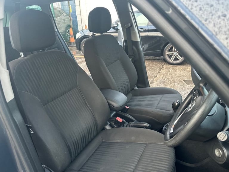 2015 Vauxhall Zafira 1.4T Tech Line 5dr MPV PETROL Manual