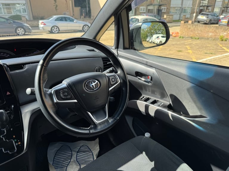 2019 Toyota Estima TOYOTA ESTIMA AERAS 4WD 2.4L AUTO 19-19 MPV 8 SEAT ULEZ FRESH IMPORT VERIFI MP...