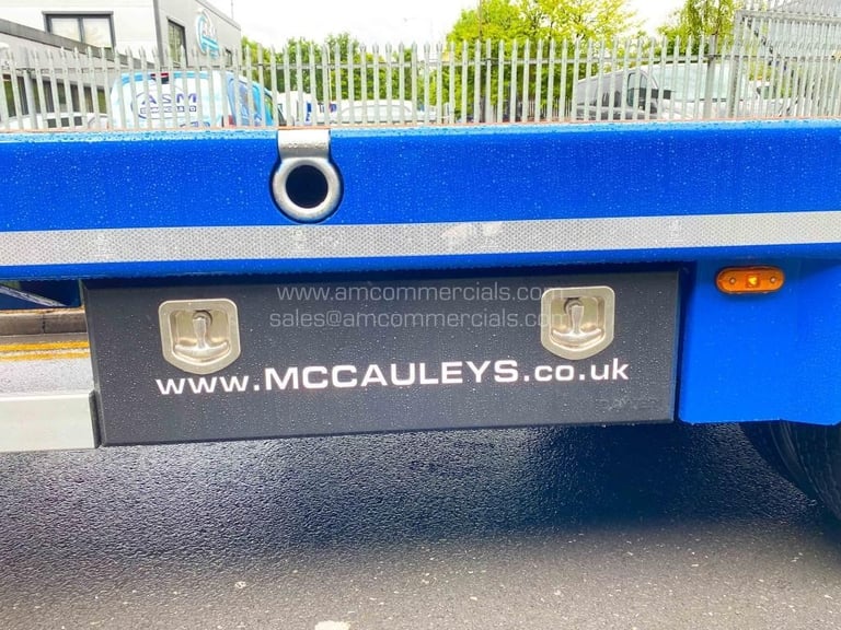 MCCAULEY TANDEM AXLE DRAWBAR LOADER 