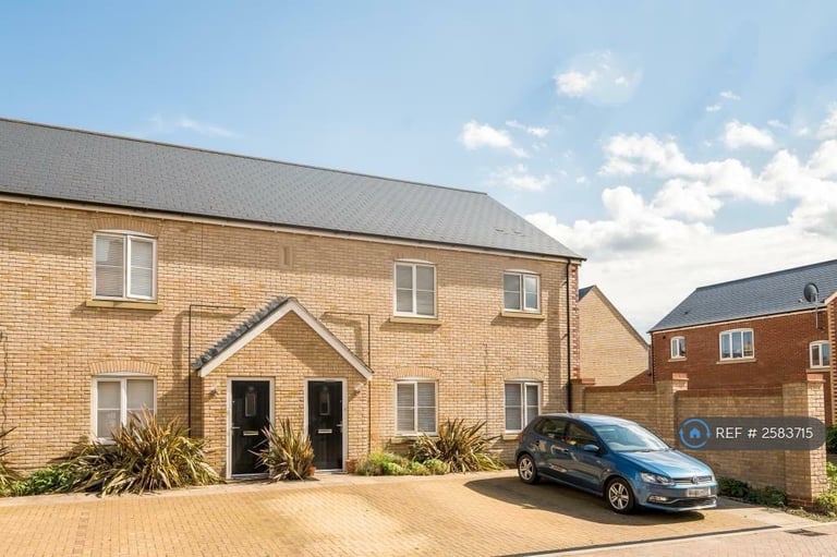 2 bedroom flat in Burrows Crescent, Chipping Norton, OX7 (2 bed) (#2583715)