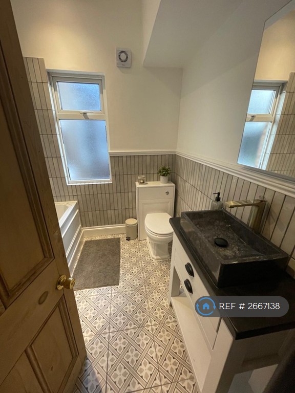 3 bedroom house in Bellfield Ave, Cheadle, SK8 (3 bed) (#2667138)