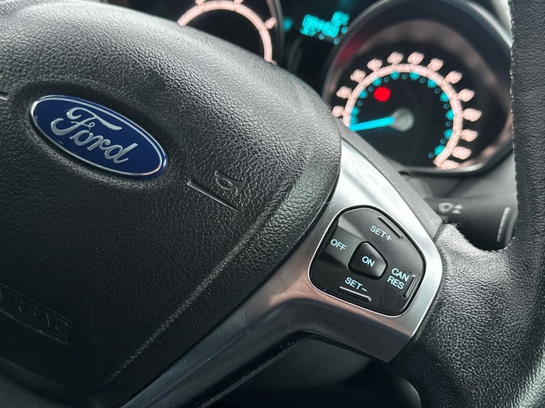  Ford B Max 1.5 Tdci Titanium Navigator MPV 5dr Diesel Manual Euro 6 s/s 95 Ps