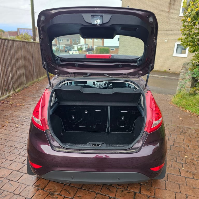 2011 Ford Fiesta 1.6 Diesel New MOT FSH Tax £20 a years 
