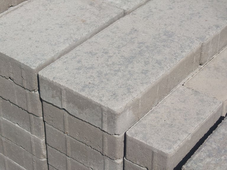 Marshalls Lunar Concrete Paving Blocks - Large Ice 240x160x50mm - Packs of 10