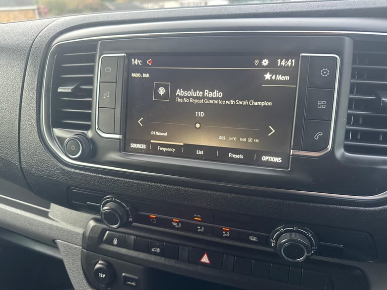 2022 Vauxhall Vivaro 2700 1.5d 100PS Dynamic H1 Van PANEL VAN DIESEL Manual