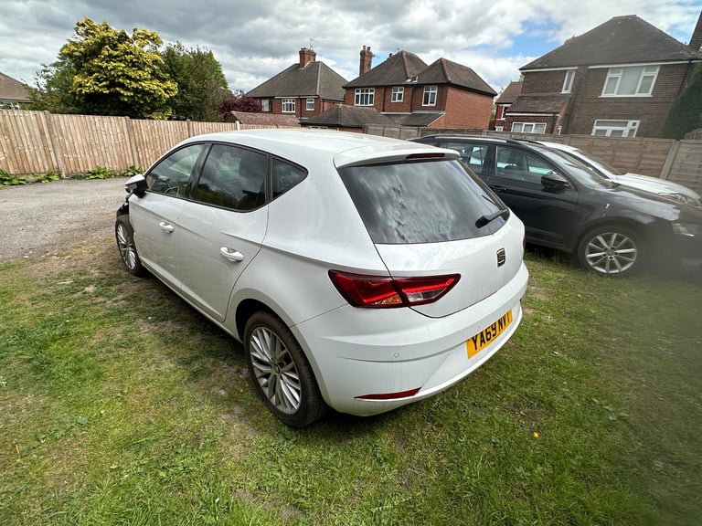 Seat Leon - 2020 - Starts & Drives - Damaged 