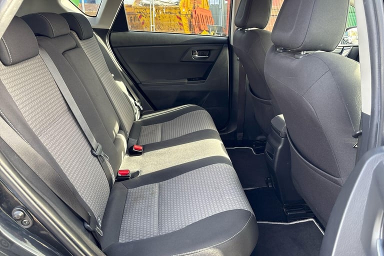 2018 Toyota Auris 1.8 Hybrid Design TSS 5dr CVT (Nav) Hatchback Hybrid Automatic