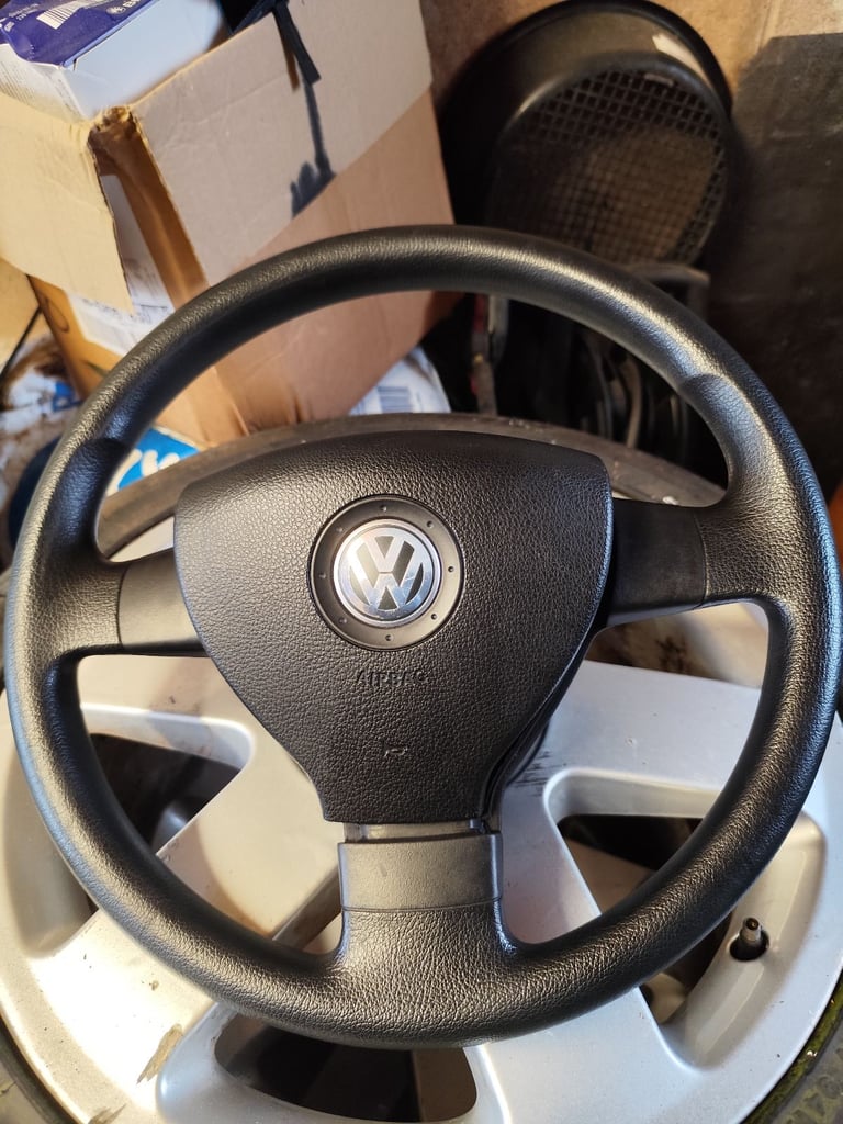 Steering wheel and airbag for vw polo skoda fabia seat ibiza golf or audi 2004-2009