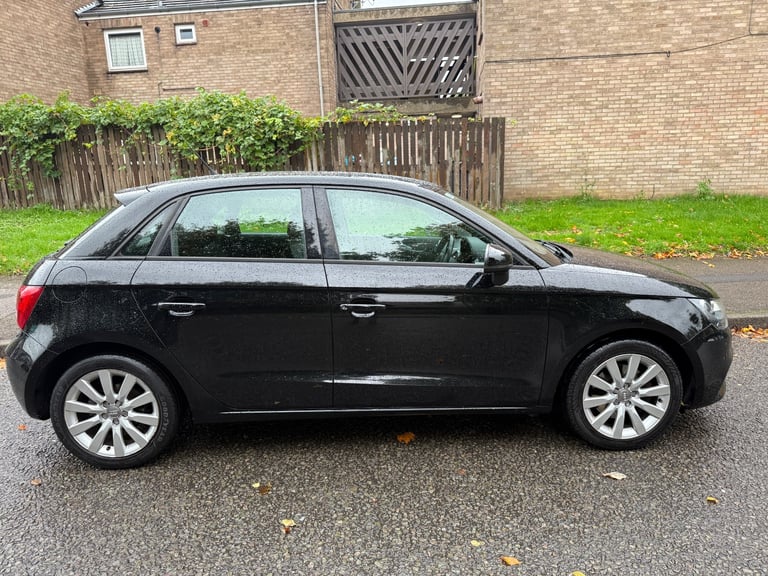 Audi A1 1.6TDi 2013 clean car 