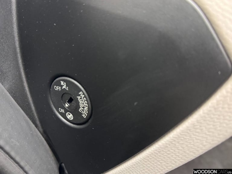 2018 BMW i3 125kW 33kWh 5dr Auto HATCHBACK ELECTRIC Automatic