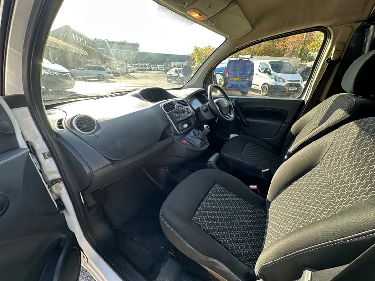 2014 Renault Kangoo Van Full History April MOT 1 Former Keeper