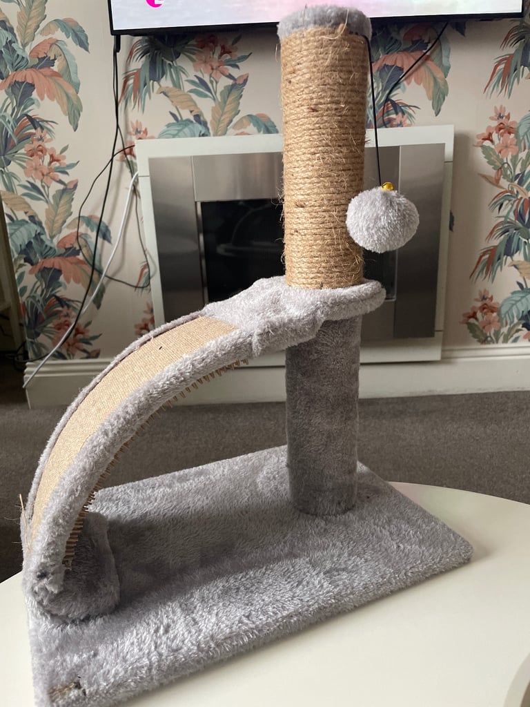 Cat stratching post