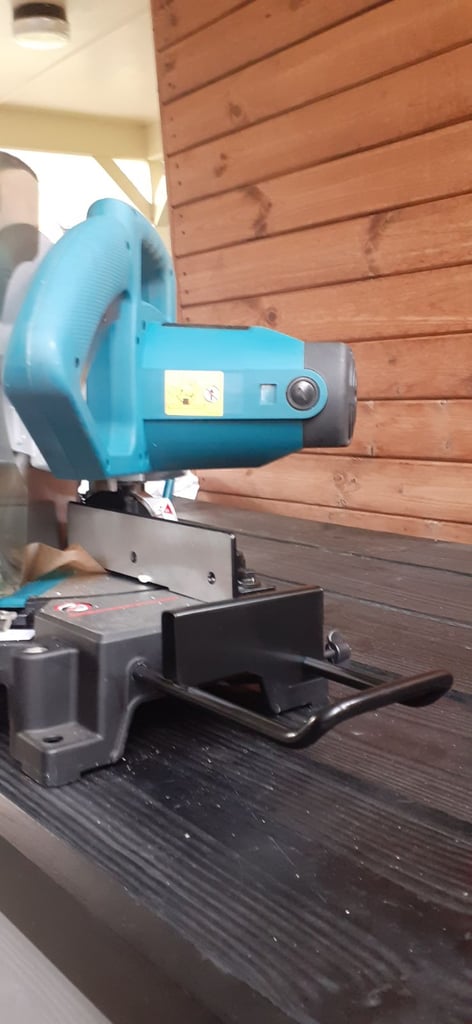 Makita chop saw
