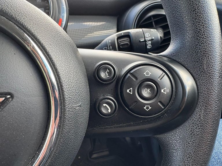 2020 MINI Hatch 5-Door Hatch Cooper Classic HATCHBACK Petrol Automatic
