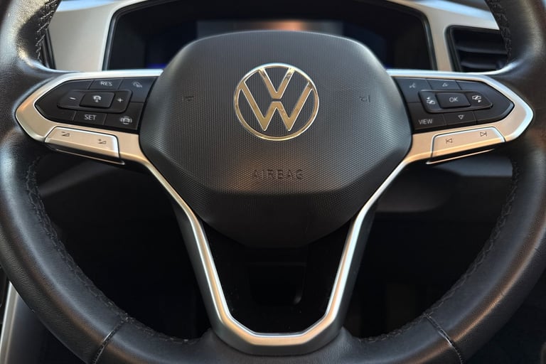 2022 Volkswagen T-Roc 1.0 TSI Life Euro 6 (s/s) 5dr SUV PETROL Manual