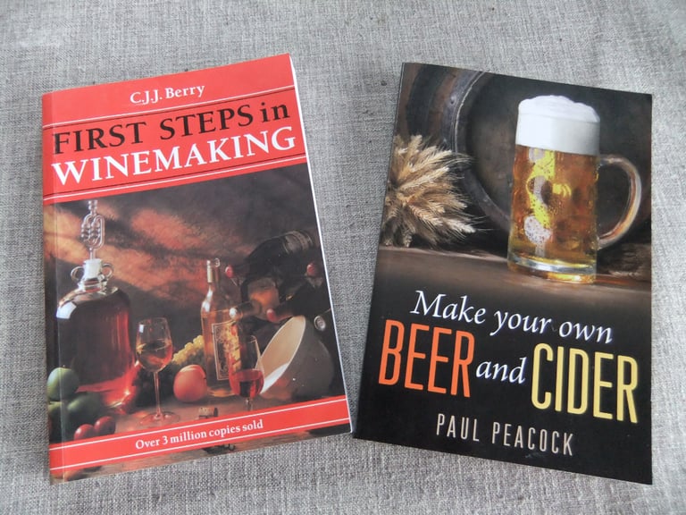 Homebrew - First Steps in Winemaking CJ Berry and Make you own Beer and Cider Paul Peacock
