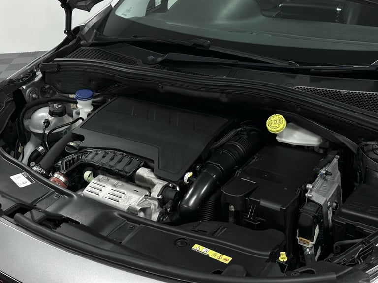 2019 Peugeot 2008 GT Line 1.2 Auto PureTech EAT6 ( 110 bhp ) HATCHBACK Petrol Automatic