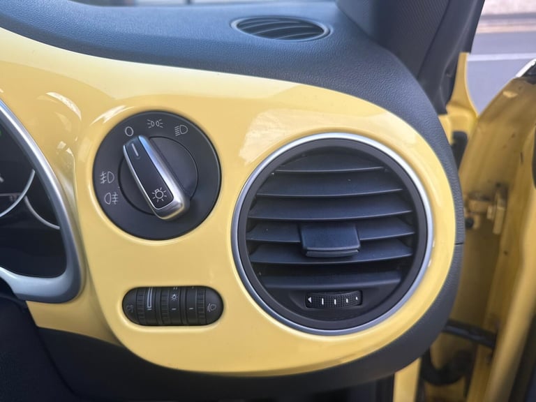 2013 Volkswagen Beetle 2.0 TSI 210 Turbo Black 3dr DSG HATCHBACK Petrol Automatic