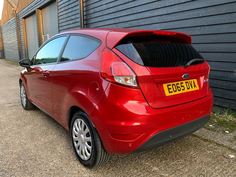 FORD FIESTA 1.5 TDCi Style Hatchback 3dr Diesel Manual Euro 6 (75 ps) 2015