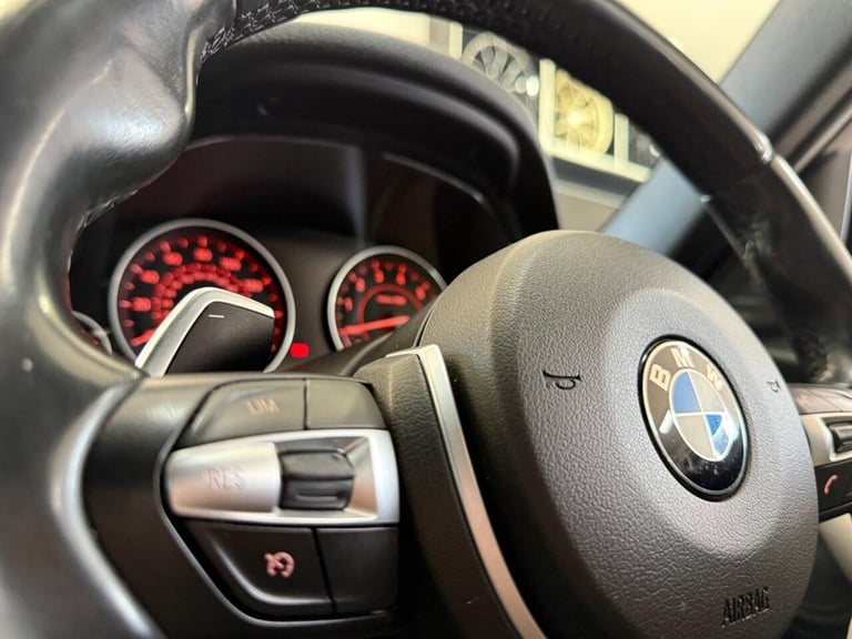 2018 BMW 3 Series 330e M Sport 4dr Step Auto SALOON PETROL/ELECTRIC Automatic