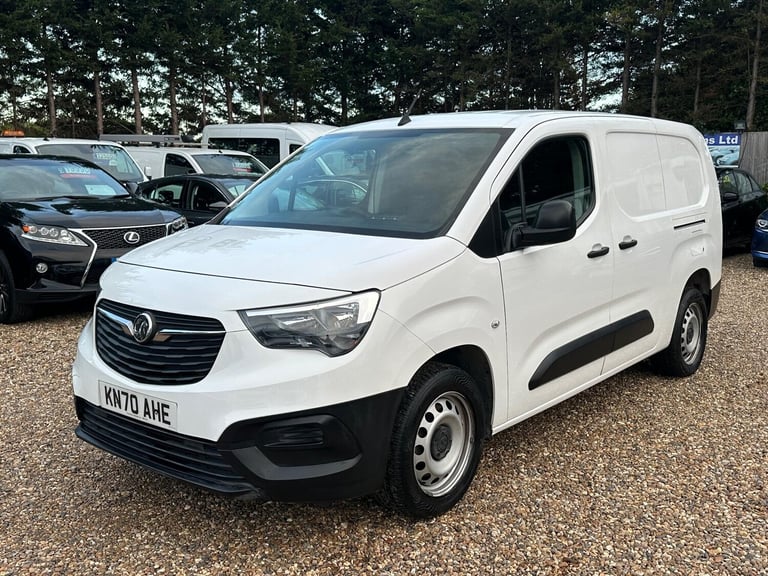 2020 Vauxhall Combo 1.5 Turbo D 2300 Edition L2 H1 Euro 6 (s/s) 4dr PANEL VAN Diesel Manual
