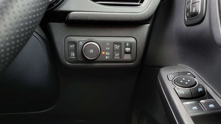2024 Ford Kuga 2.5 PHEV ST-Line X 5dr CVT SUV Plug-In Hy Automatic