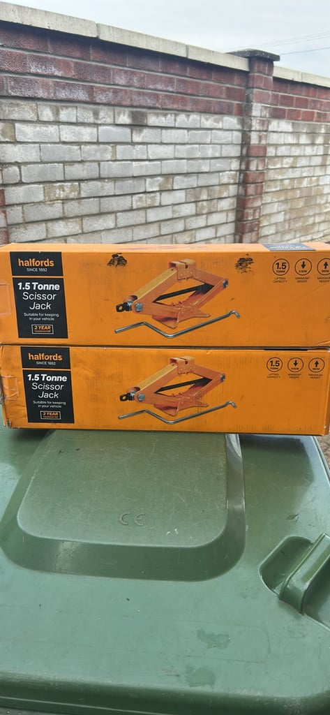 image for Scissor jacks 1.5ton 