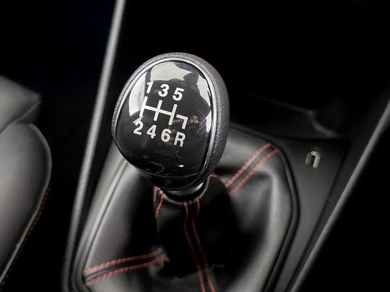 2022 Ford Fiesta 1.0T EcoBoost MHEV ST-Line Vignale Euro 6 (s/s) 5dr Manual Hatchback Hybrid Manual