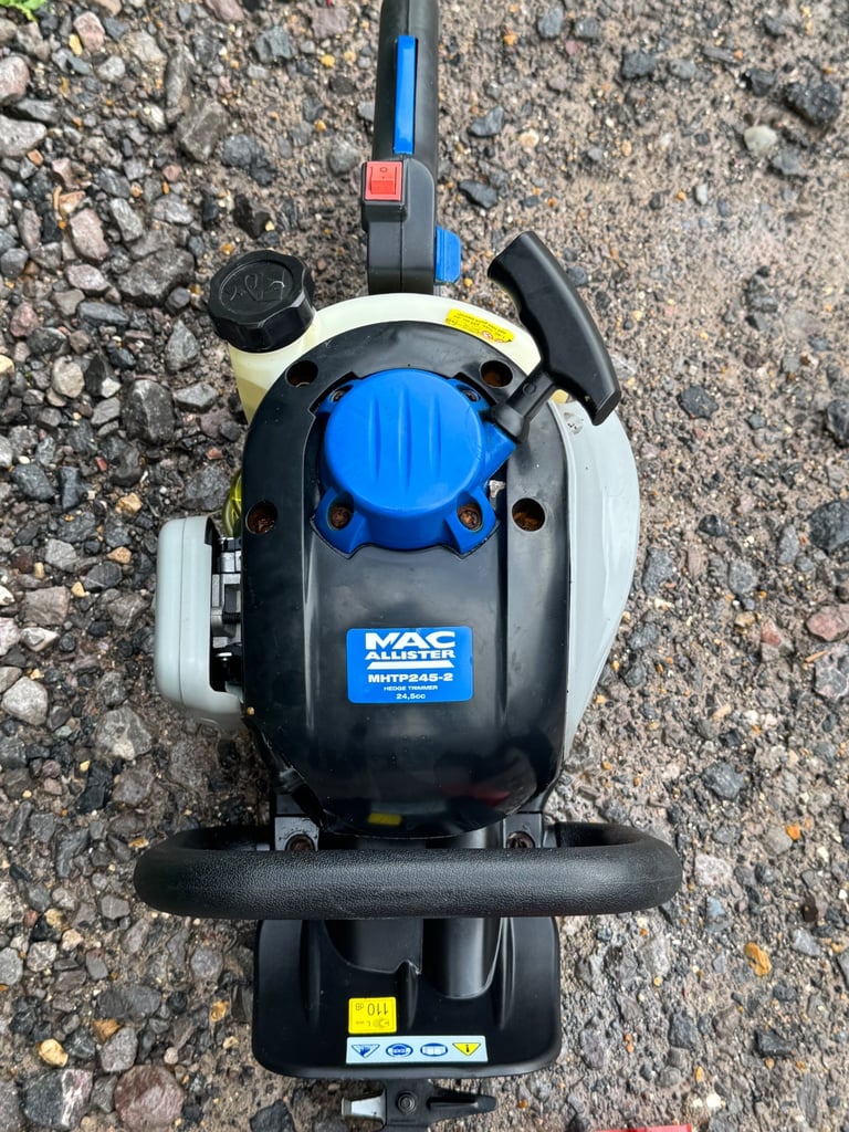 MacAllister petrol hedge trimmer good working order 