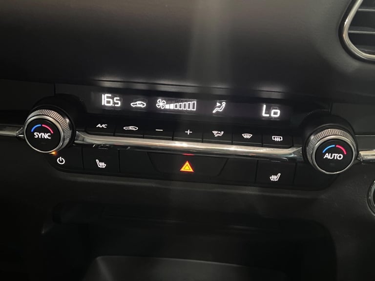 2025 Mazda CX-30 2.5 e-SKYACTIV G MHEV Exclusive-Line Euro 6 (s/s) 5dr HATCHBACK Petrol Manual