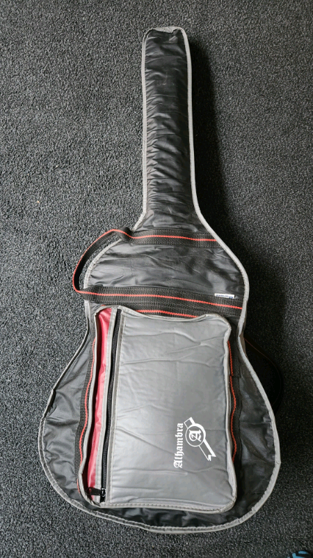 This beautiful Spanish guitar by Ritmo
