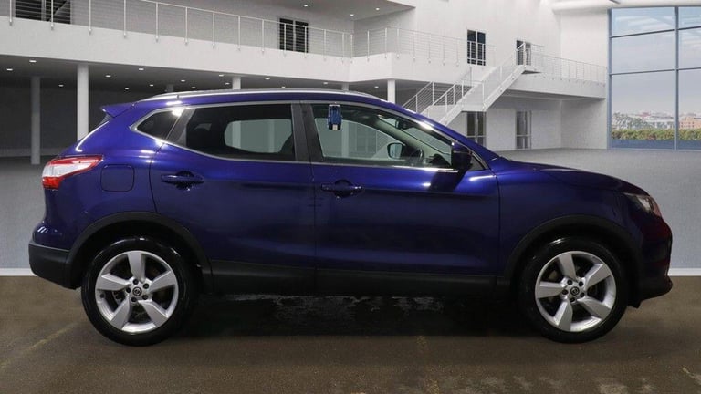 2016 Nissan Qashqai 1.2 DiG-T N-Connecta 5dr Xtronic HATCHBACK PETROL Automatic